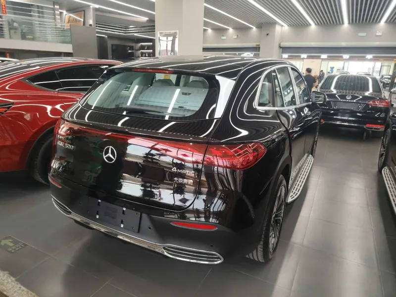 Mercedes-Benz EQE SUV 500 4MATIC Luxury Edition — фото 3
