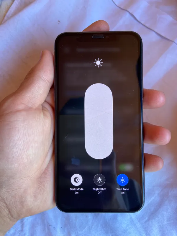 Iphone 11 pro 4