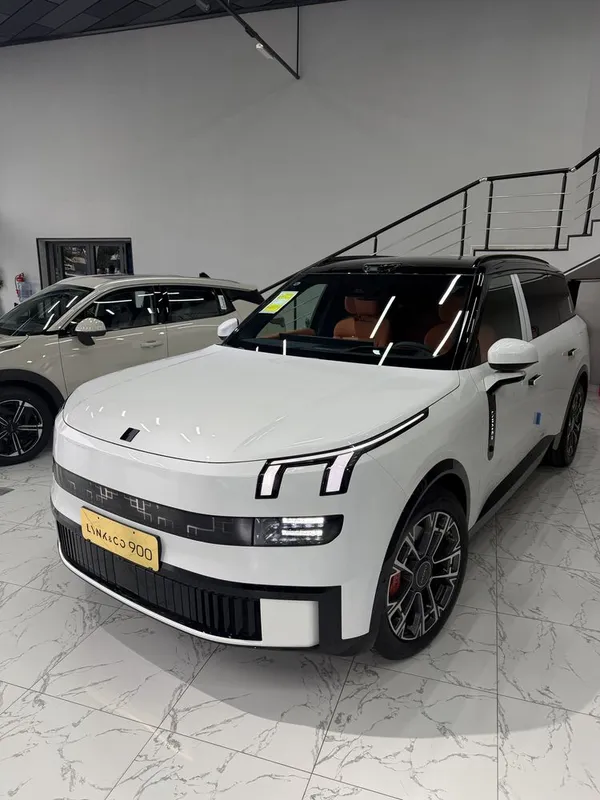 LYNK&900 1,5 2026 rusfikatsa 1 LYNK&900 1,5 2026 rusfikatsa 1