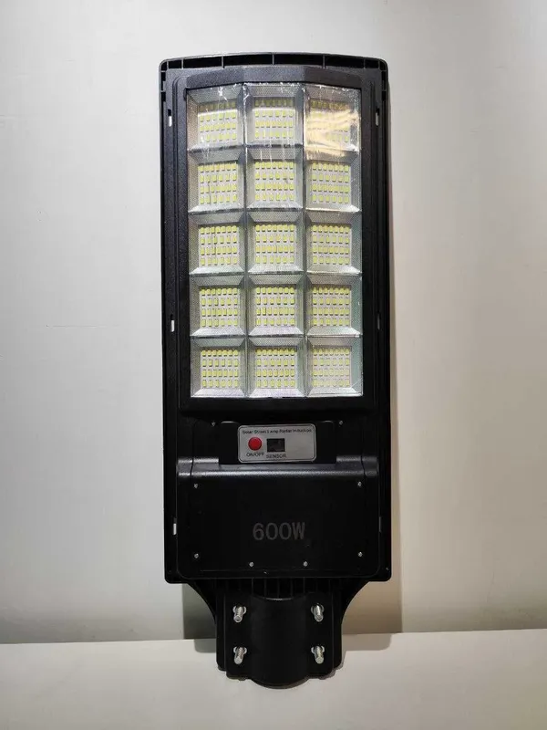 солнечные пражектор 600w sensor projector.