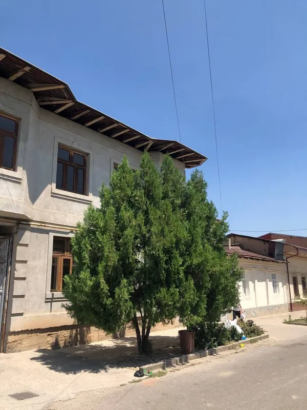 Uchastka sotiladi shayhontoxur tumanida shofayiz mahallada 3
