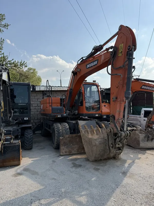 Ekskavator vs somasval xizmati — фото 1