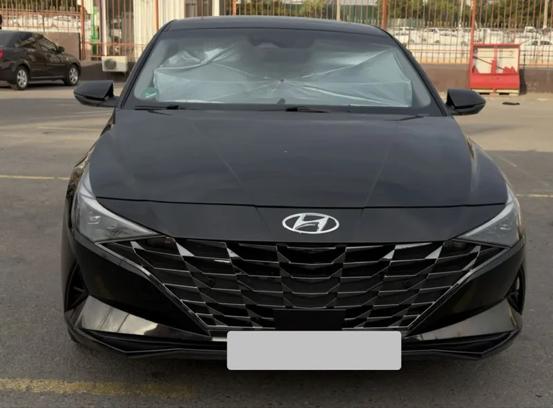 Hyundai Elantra 2022