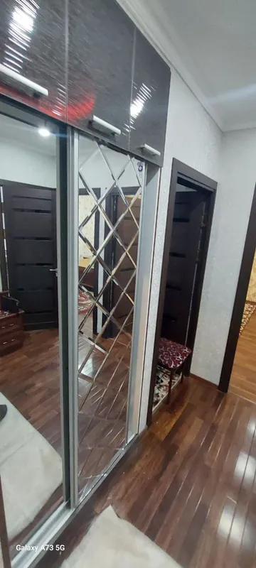 shotarestaveliy 3 xona 2- etaj 300$