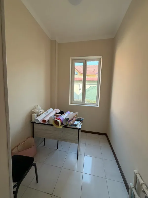 Shoshilinch ravishda 11 xonali uy, 5 sotix ijaraga beriladi. Yunusobod-18 5 Shoshilinch ravishda 11 xonali uy, 5 sotix ijaraga beriladi. Yunusobod-18 5