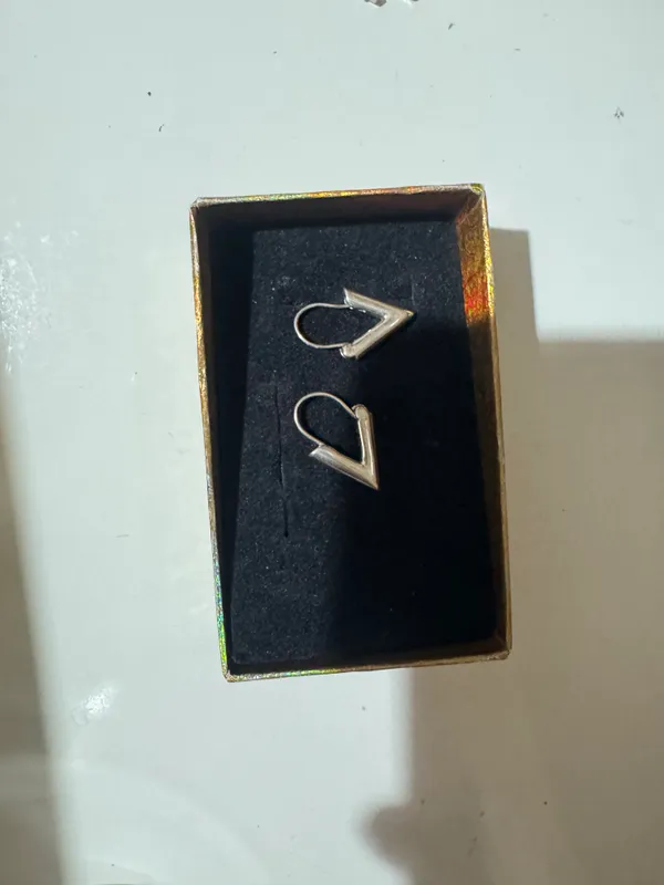 Серьги продаются Зирак сотилади