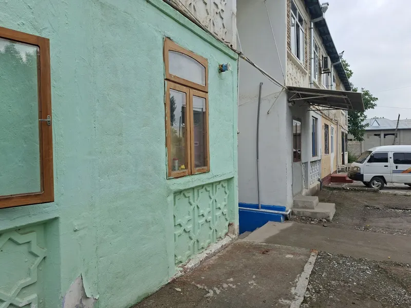 Квартира. 2 хона. Дом . Гулистон кучаси 50 уй 9 кв