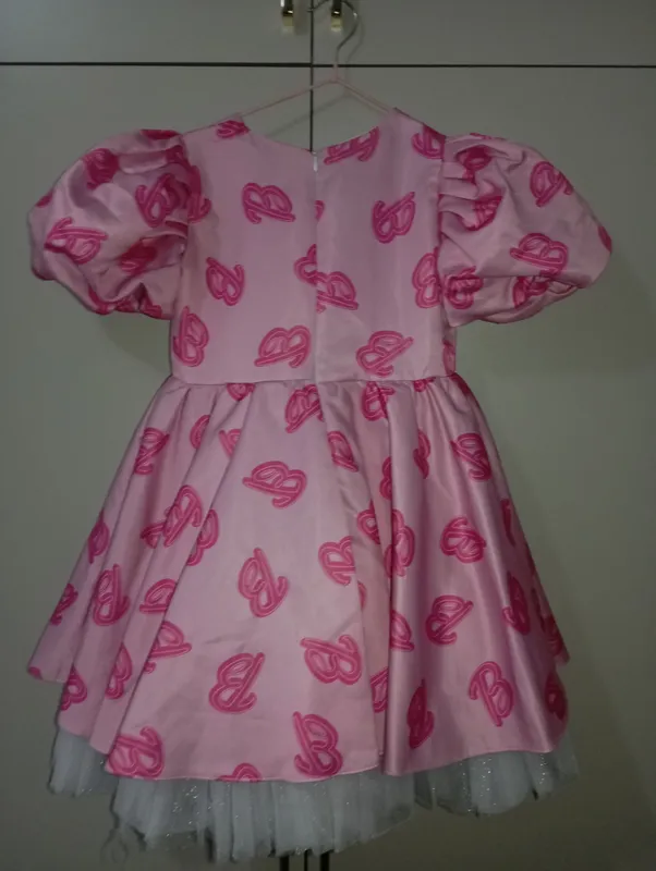 Розовое платье Barbie 5-7 лет 2 Розовое платье Barbie 5-7 лет 2