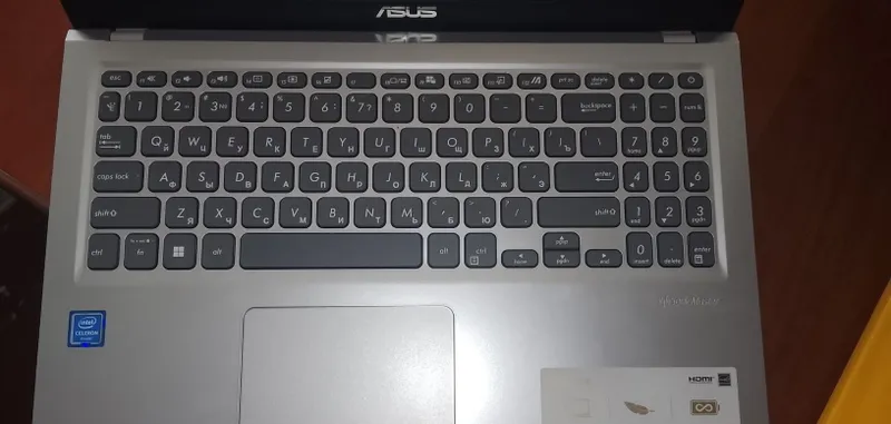 ASUS o‘n birinchi Windows 3