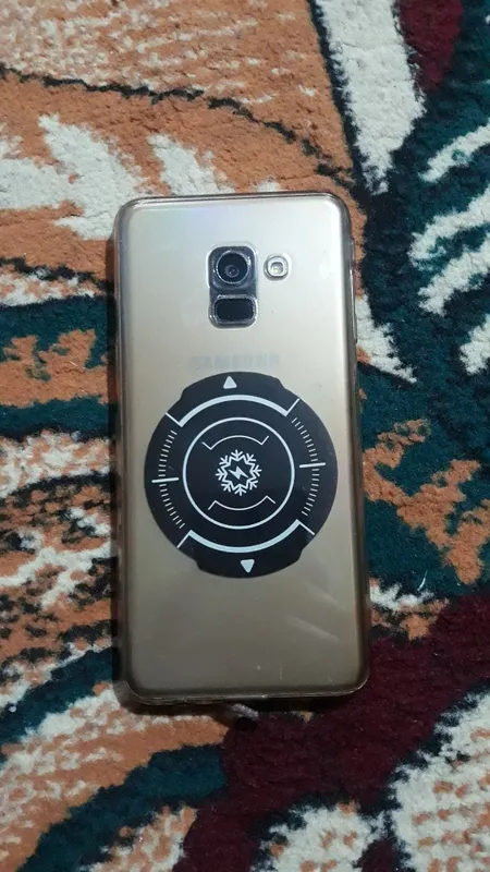 Samsung Galaxy A8 2018 — фото 1