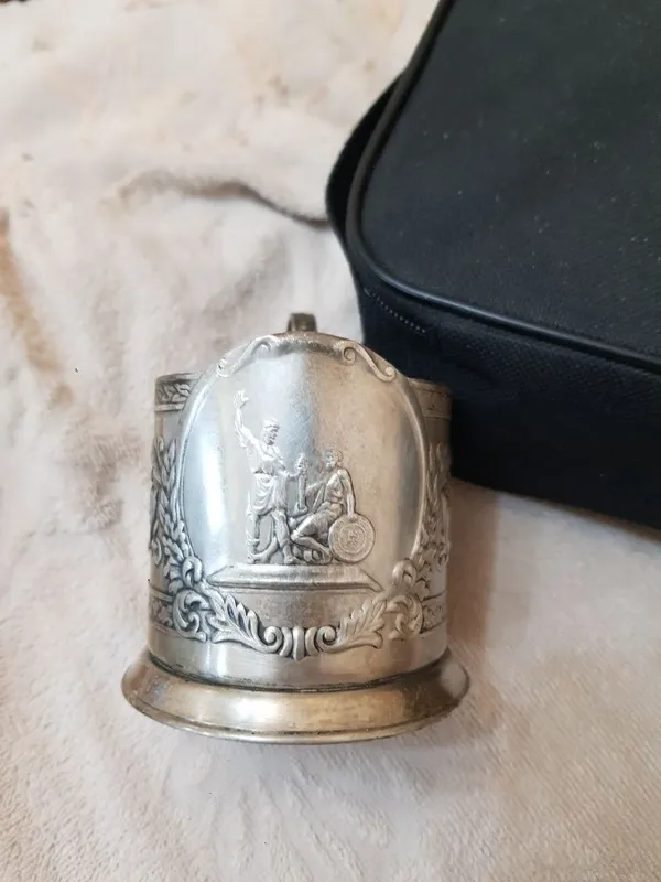 Подстаканник ссср,Минини и Пожарский ,состояние хорошее,смотрите фото