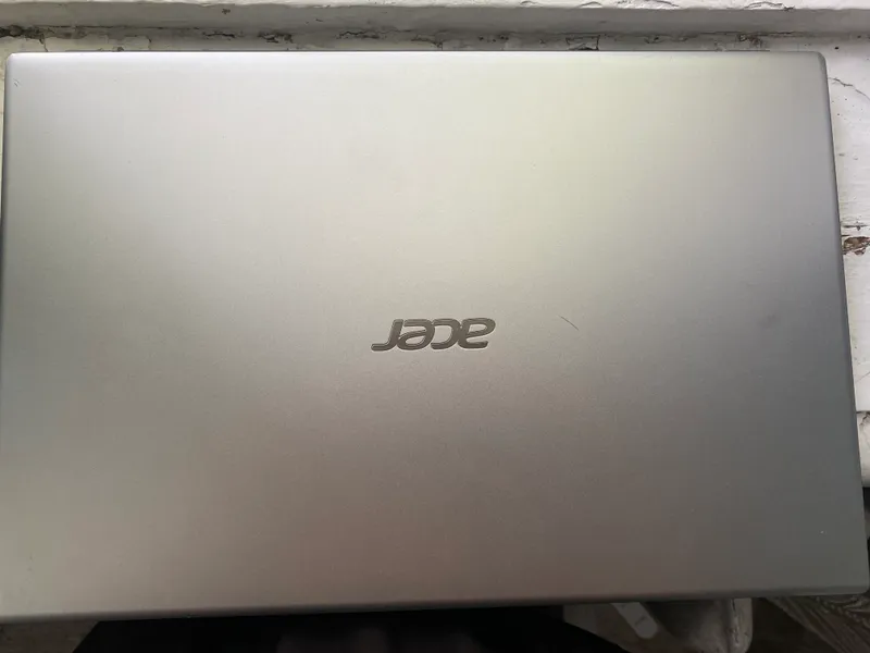 #Acer Aspire 3