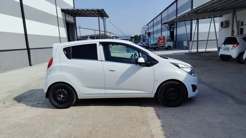 Chevrolet Spark — чистый вариант, для себя объём двигателя 1.25 — фото 2
