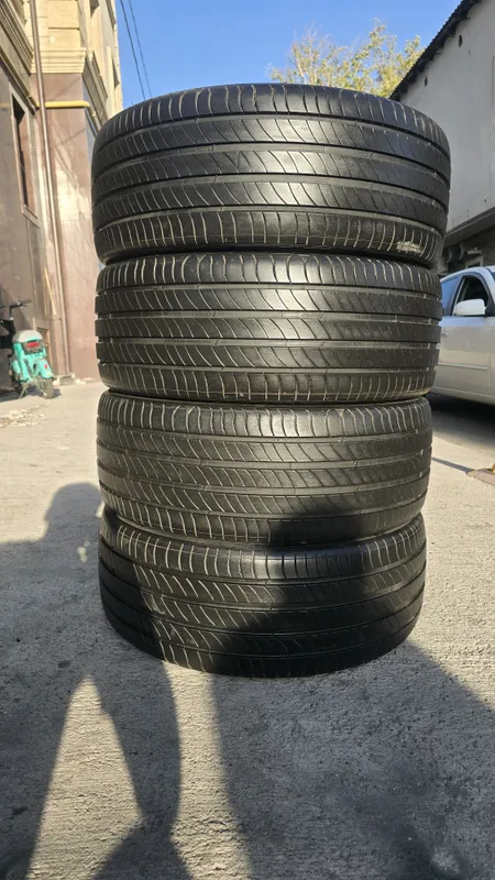 225/45/R21 Michelin pilot sport 1