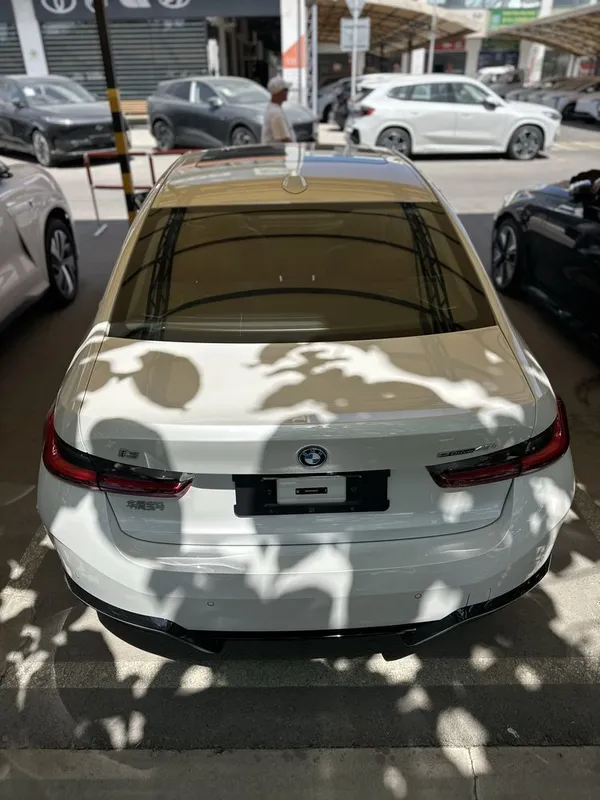 Bmw i3 40l night sport notarius 2