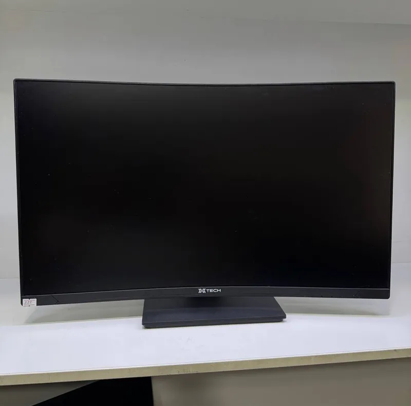 Xtech 27” curved 2 Xtech 27” curved 2