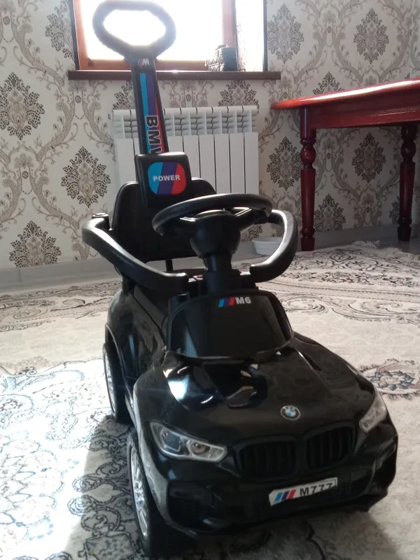 Детская машина BMW Детская машина BMW