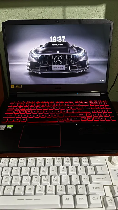 Acer Nitro 5 игровой ноутбук 1