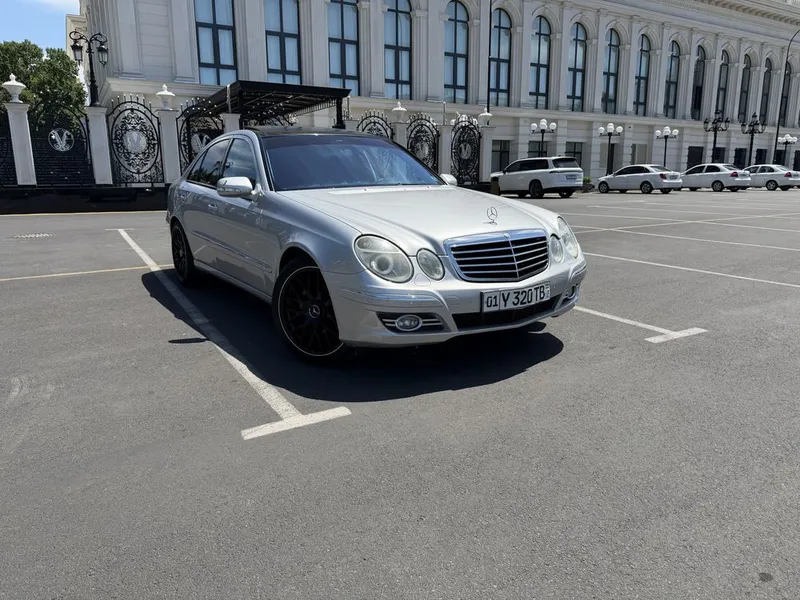 Mercedes-Benz E320 W211 1 Mercedes-Benz E320 W211 1