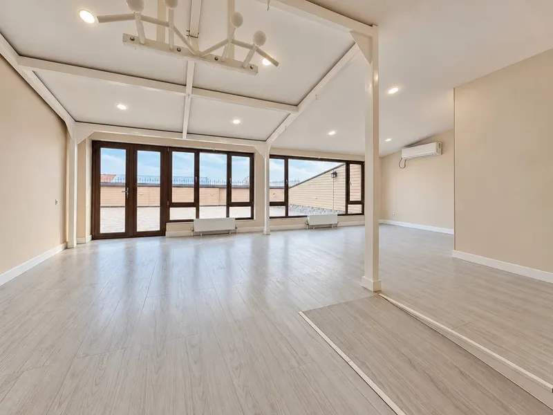 670 m² maydondagi villa/rezidensiya sotiladi, 4,1 sotix, Durmen 8