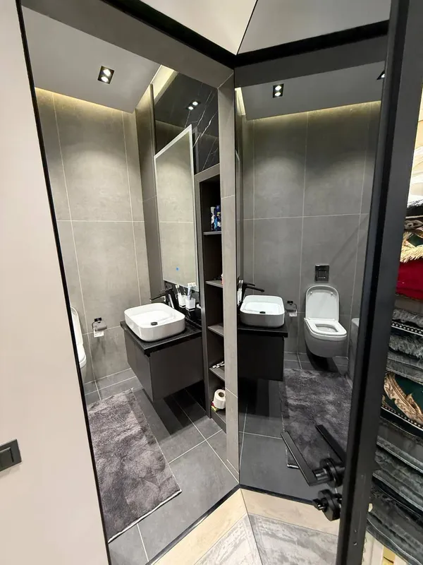 Сдается квартира  2/5/18 Московские высотки  150м² 7