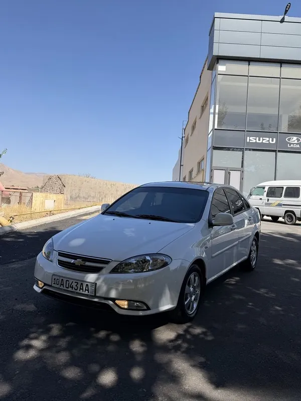 Chevralet Gentra 3 Chevralet Gentra 3