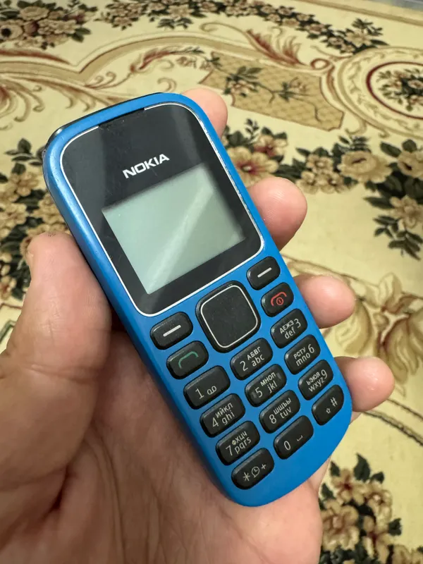 Nokia 1280 сотилади. (Родной)