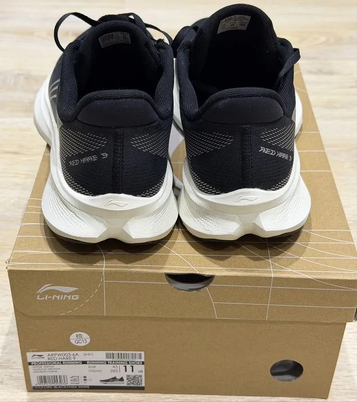 Li-Ning кроссовки 4 Li-Ning кроссовки 4
