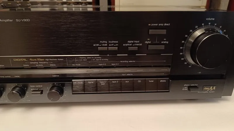 Усилитель. Technics SU-V90D 3 Усилитель. Technics SU-V90D 3