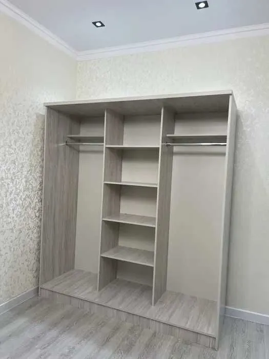 Шкаф купе 2мх1.80 4