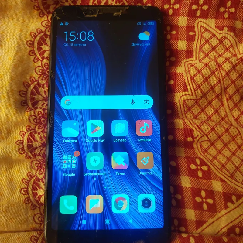 Redmi 6 smartfoni sotiladi 1 Redmi 6 smartfoni sotiladi 1