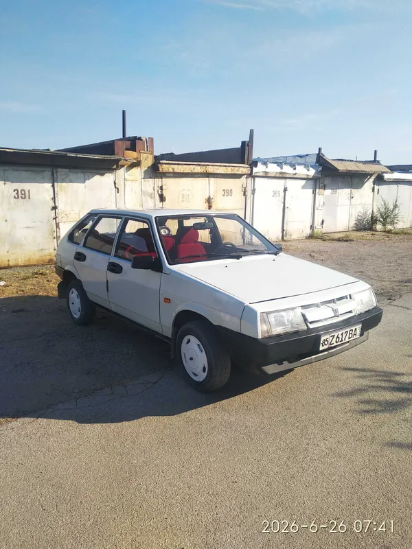 Автомобиль ваз 2109 2