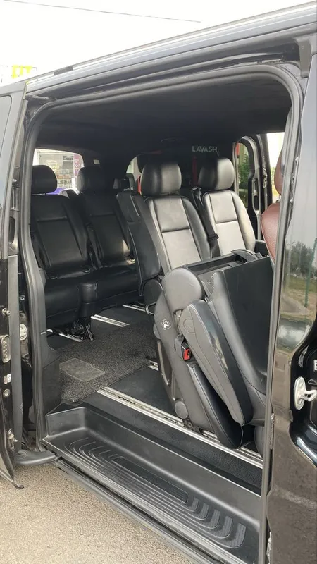 Mercedes vito. 4 Mercedes vito. 4