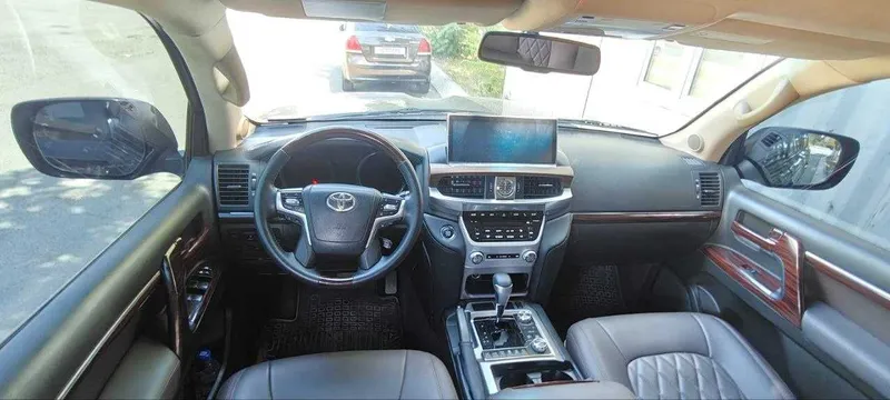 Toyota Land Cruiser 200 | VIP поездки и трансфер услуги Ташкент | — фото 6