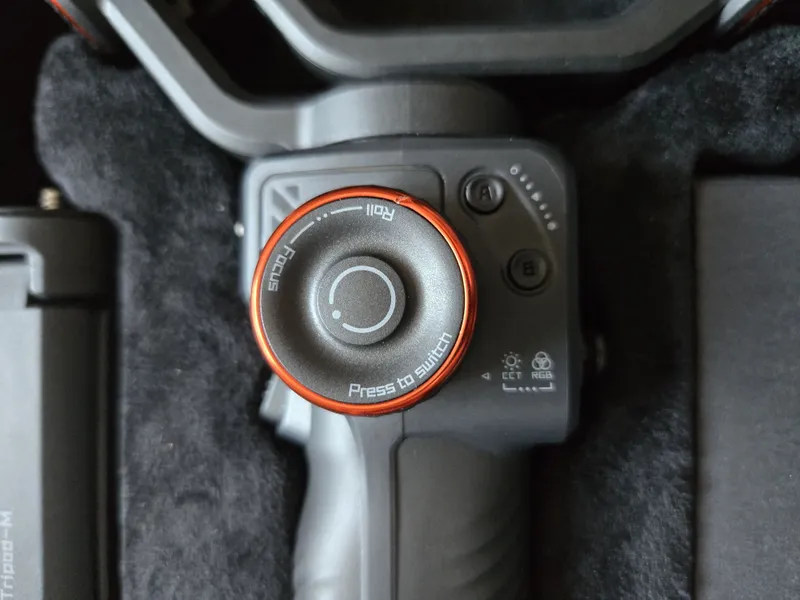 Hohem iSteady M6 — Professional Smartfon Gimbal (stabilizator) — фото 2