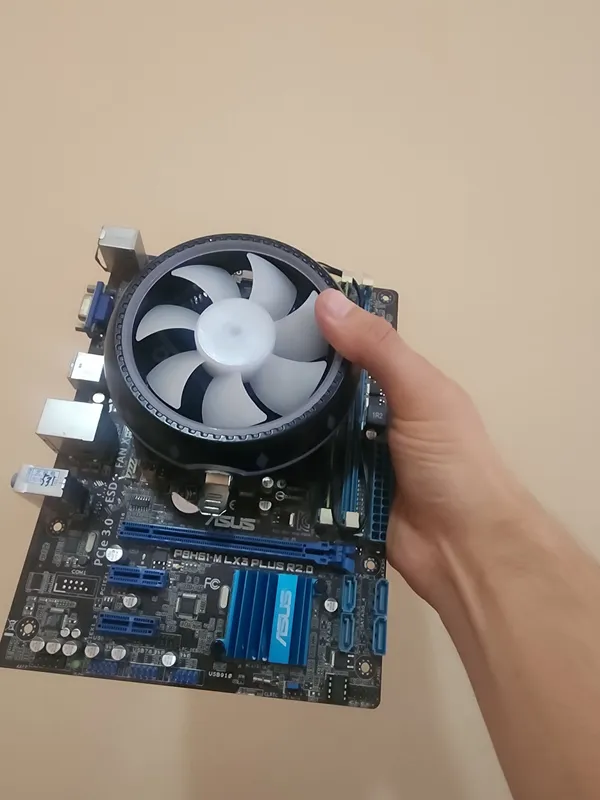 i7-3770 + 8gb OZU + Kuler 2