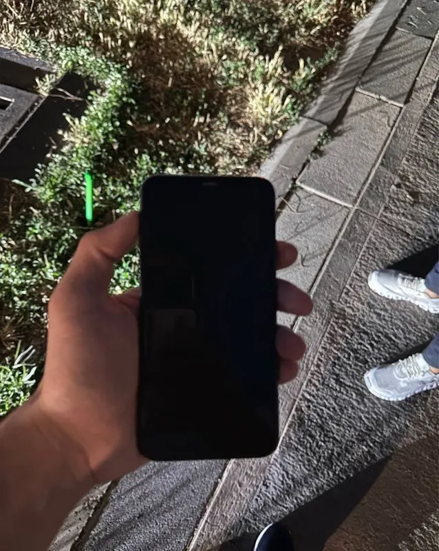 Iphone 11 pro max 2 Iphone 11 pro max 2