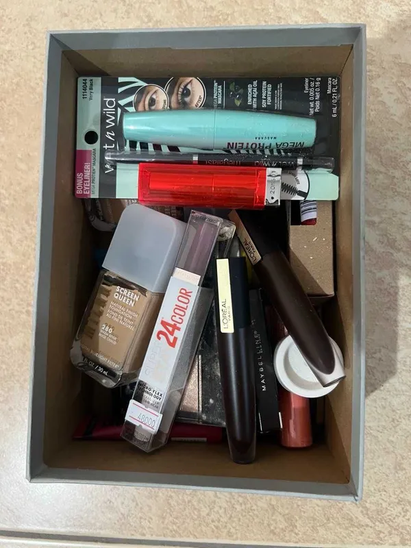 Бьюти-бокс американской косметики (NYX, Milani, Covergirl, Wet n Wild) — фото 2