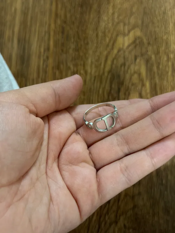 Серебряное кольцо 925 пробы 3 Серебряное кольцо 925 пробы 3