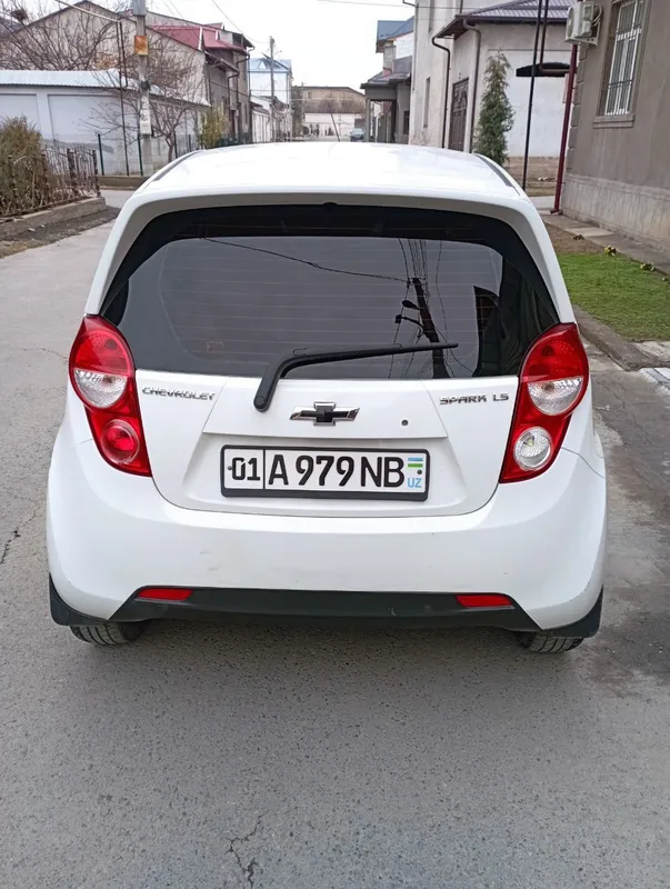 Продаю автомобиль Спарк 201 из без5 года выпуска 4 Продаю автомобиль Спарк 201 из без5 года выпуска 4