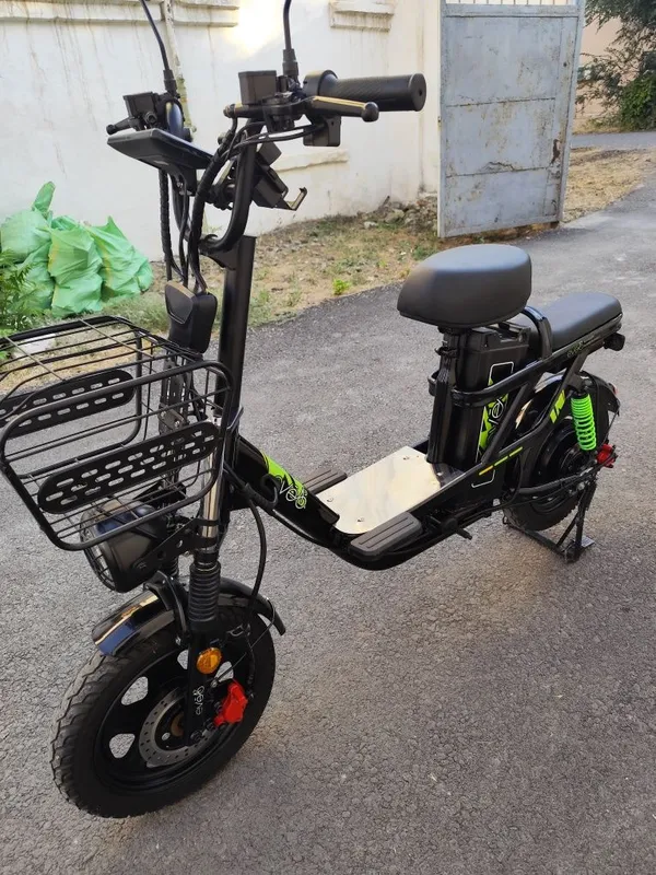 Elektroskuter sotaman, 2 Elektroskuter sotaman, 2