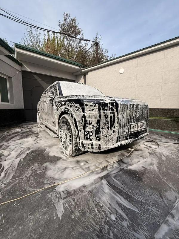 Выездная (кўчма) автомойка хизмати Выездная (кўчма) автомойка хизмати