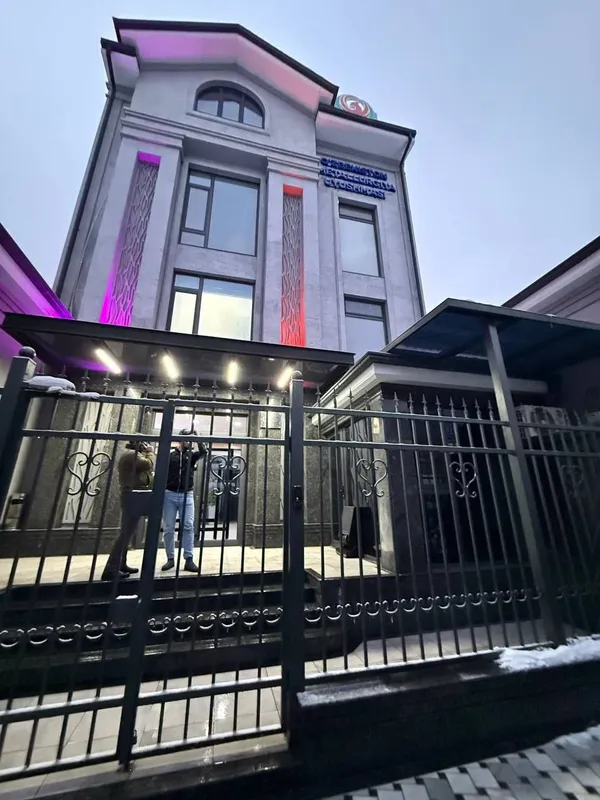Офис 932м2 с мебелью и техникой