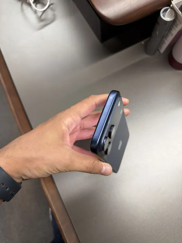 Iphone 17 pro max blue (sim+esim) 3 Iphone 17 pro max blue (sim+esim) 3