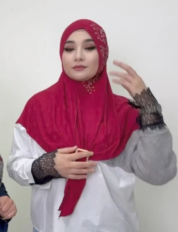 Tayyor kiyiladigan ro‘mol, 8-martga ideal sovg‘a! 6 Tayyor kiyiladigan ro‘mol, 8-martga ideal sovg‘a! 6