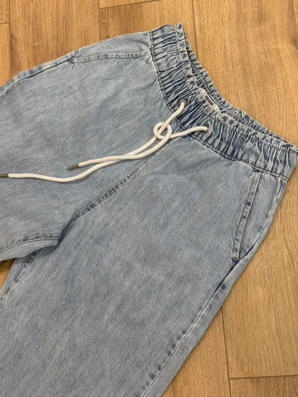 Bershka jinsi shimlarini sotaman 4 Bershka jinsi shimlarini sotaman 4
