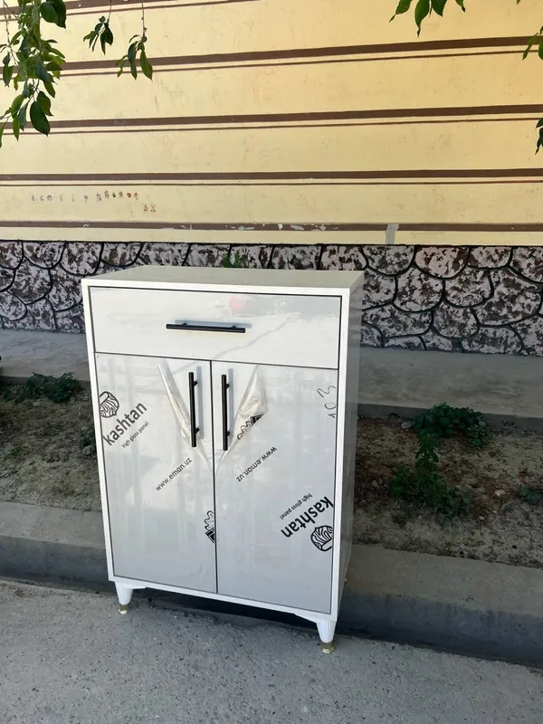 Oyoq kiyim uchun tumbalar. 70sm x 90sm. 400.000so 1 Oyoq kiyim uchun tumbalar. 70sm x 90sm. 400.000so 1