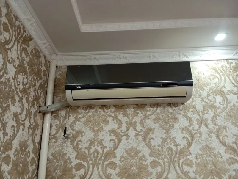 TCL 18 konditsioner sotiladi. Кондиционер 18 TCL
