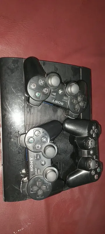PlayStation 3, 3 джойстика 1 PlayStation 3, 3 джойстика 1
