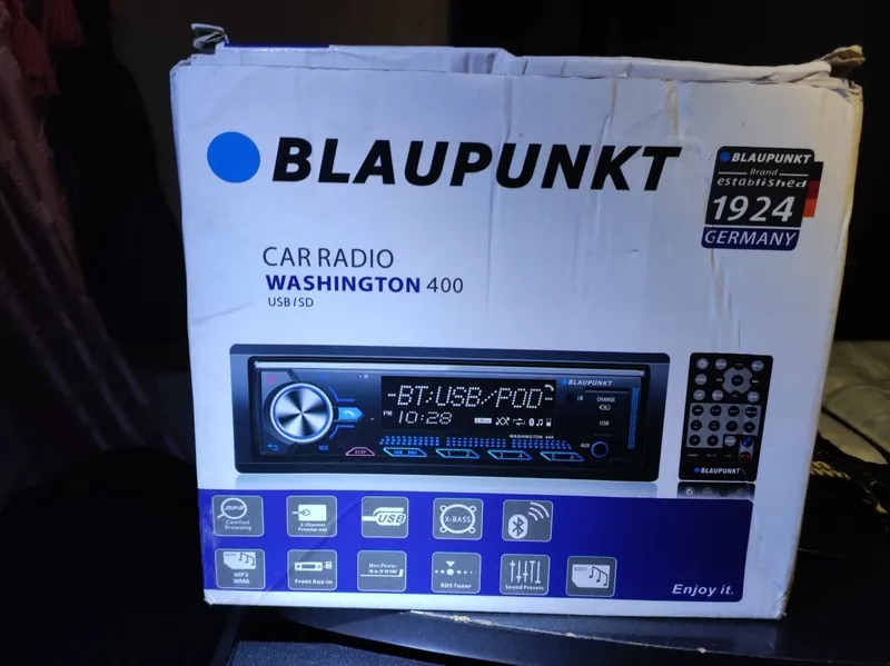 Чет элдан олиб келинган BLAUPUNCT Авто магнитпфон сотилади N